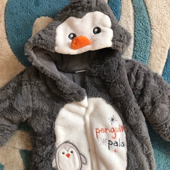 Babies R Us Penguin snowsuit size 6 months - Picture 2 of 11